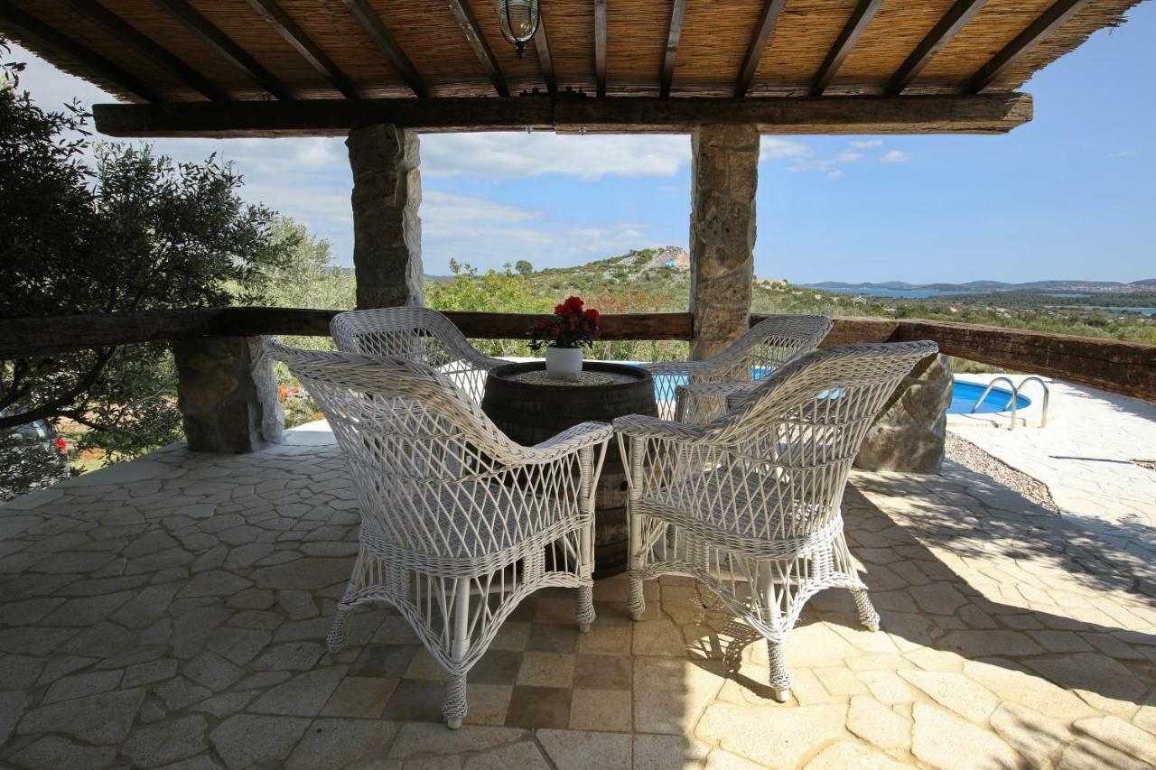 Holiday Home Petar 德拉格 外观 照片